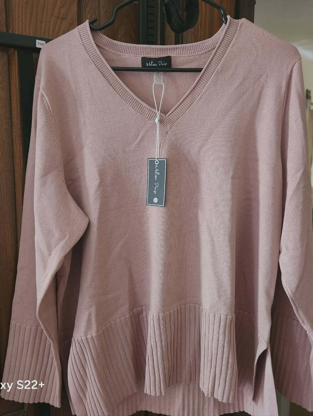 Melissa Paige Women's Dusty Rose V-Neck Sweater